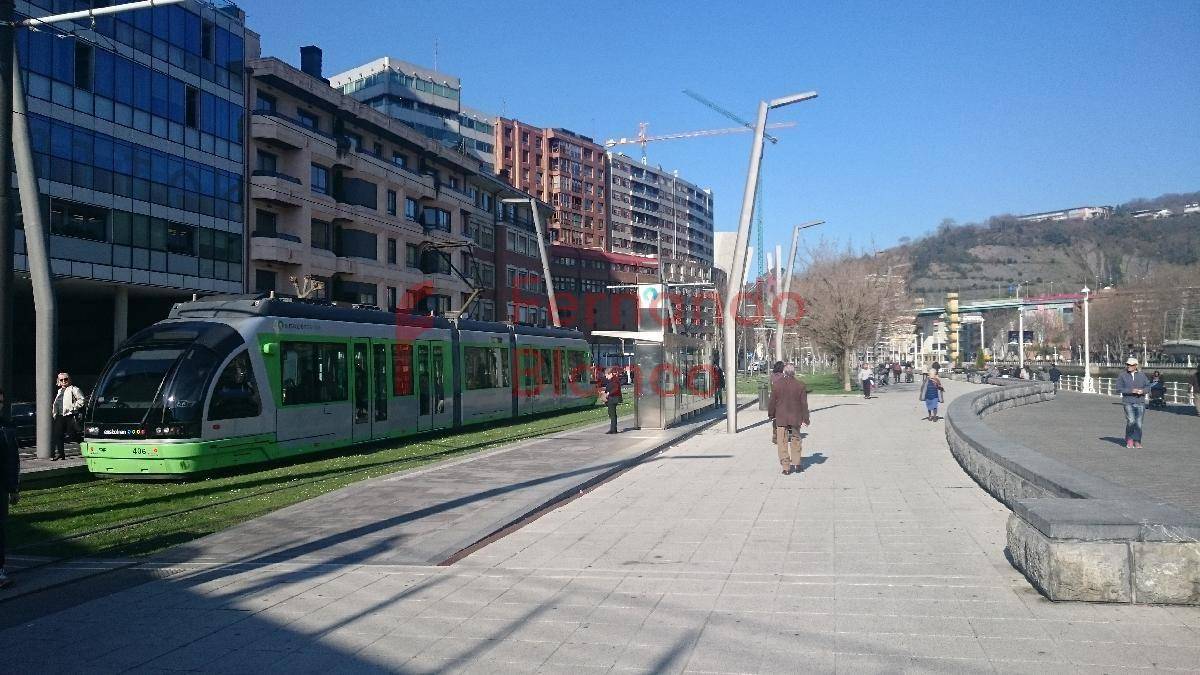 Local comercial en venta en Bilbao zona Abando