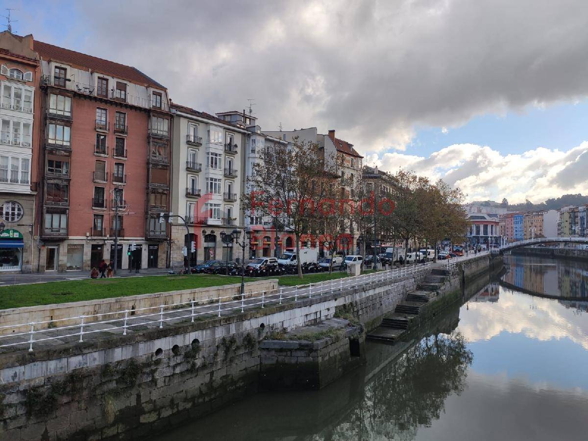 Premises for sale in Casco Viejo, Bilbao