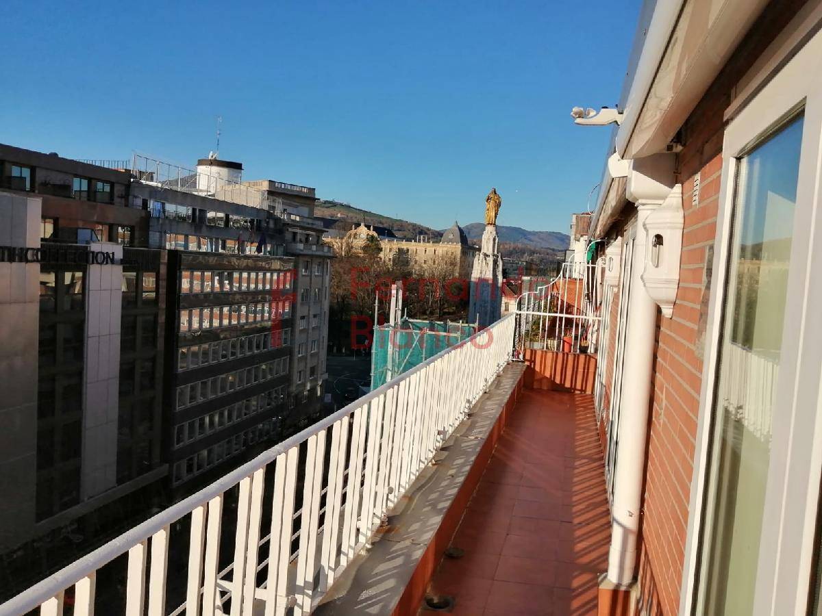Flat for rent in Gran Via, Bilbao