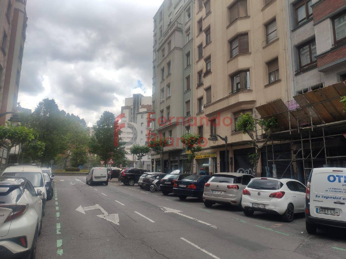 Local comercial en alquiler en Bilbao zona Autonomia