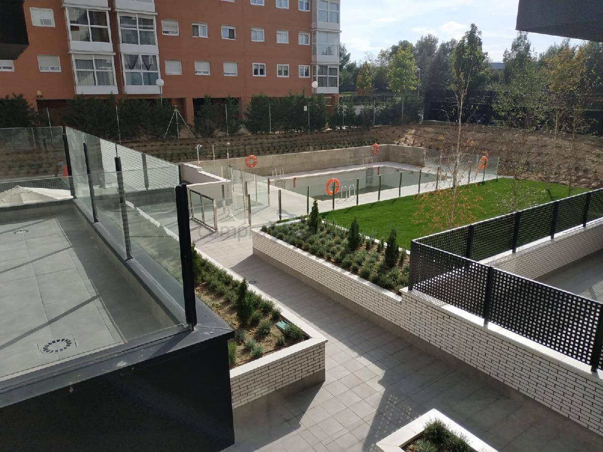 Flat for rent in Butarque, Madrid