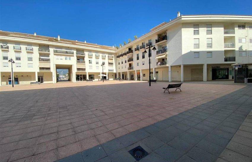 Garage for rent in Centro, Altea