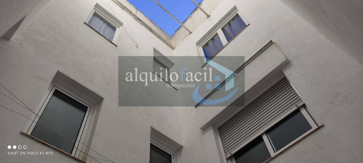 Building for sale in EIXAMPLE, Figueres