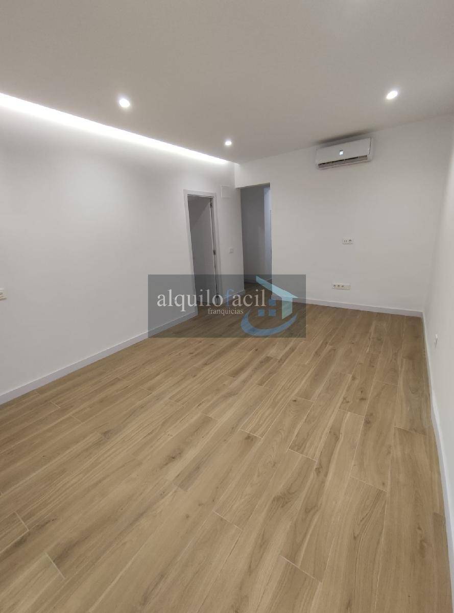 Flat for rent in ARGÜELLES, Madrid