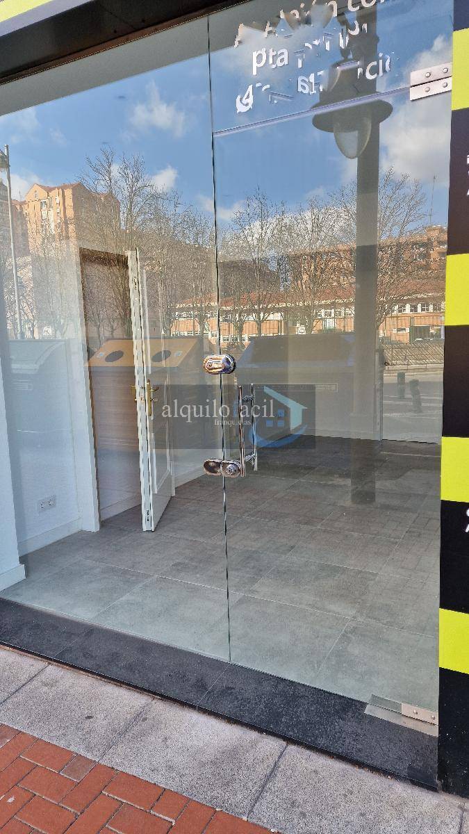 Premises for rent in VARA DE REY, Logroño