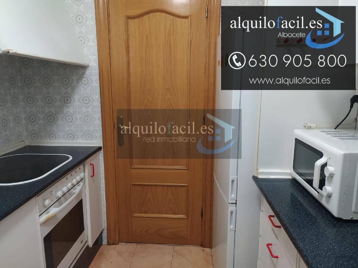 Flat for rent in Centro, Albacete