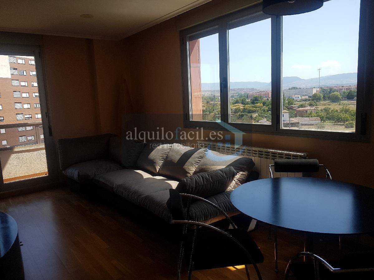 Apartment for rent in Universidad-Los Lirios, Logroño