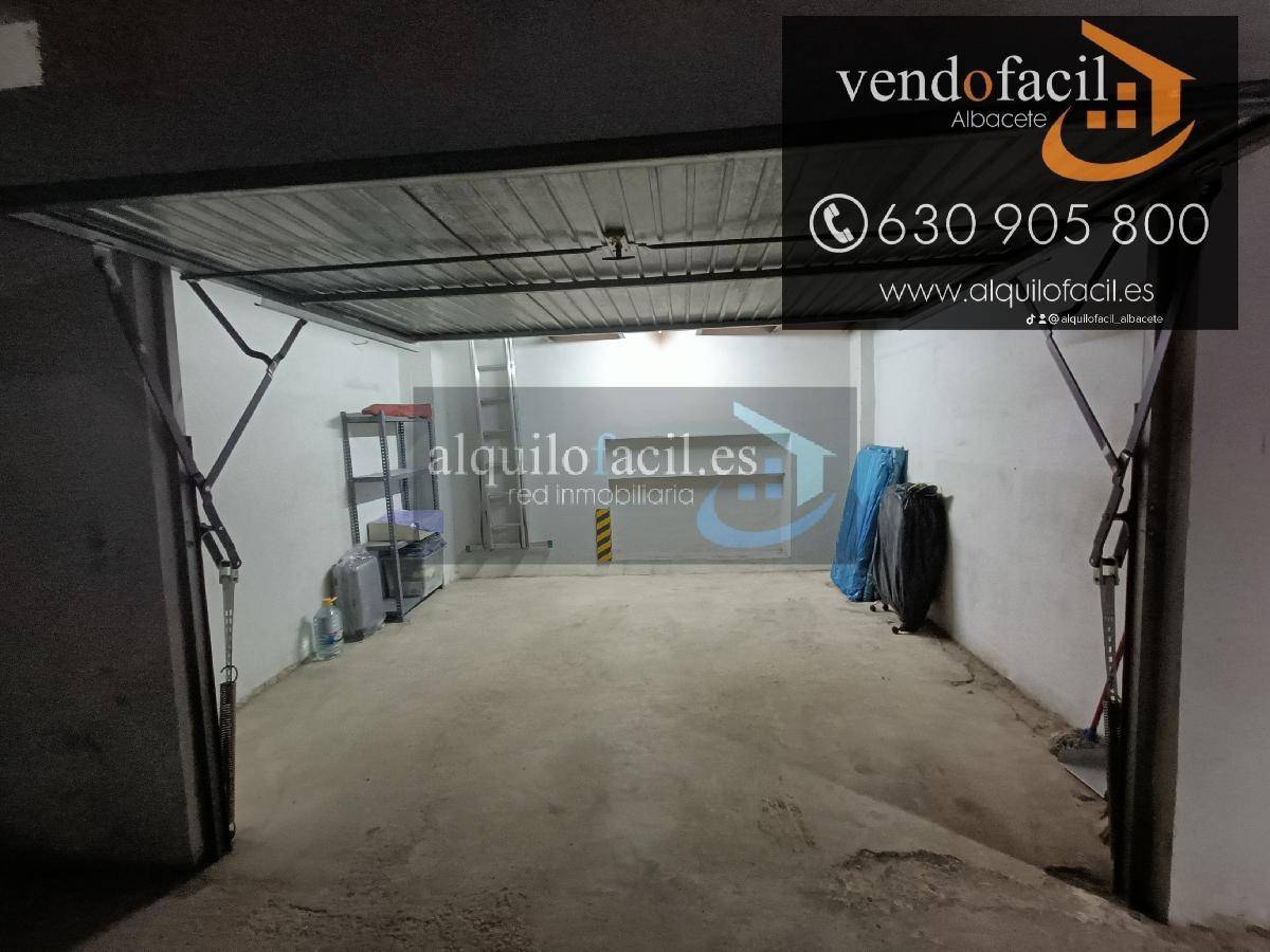 Garaje en venta en Ensanche, Albacete