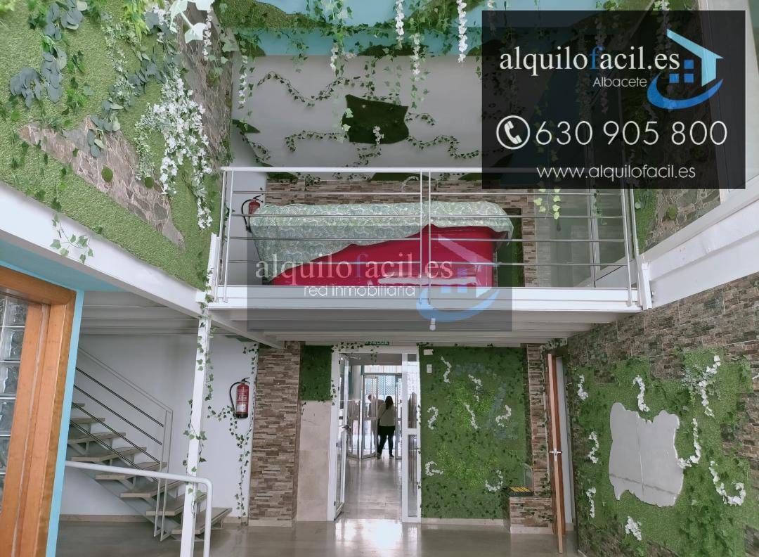 Premises for rent in Parque Sur, Albacete