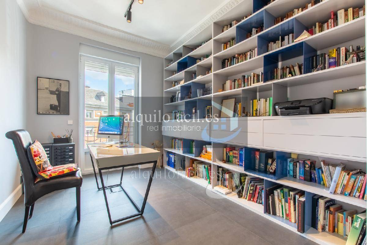 Flat for rent in CHAMBERI, Madrid