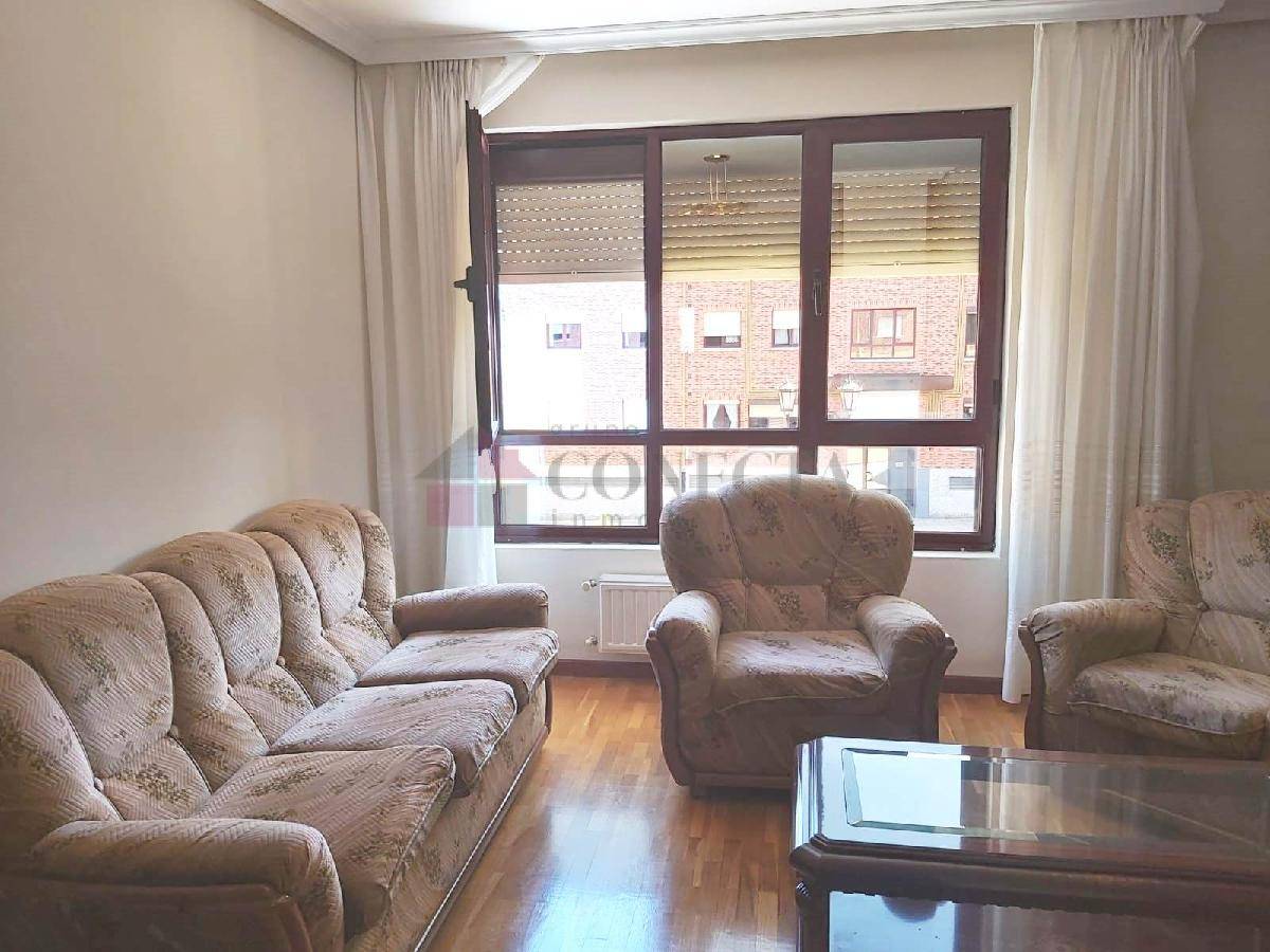 Alquiler Piso en colloto | 450 € | 80 m²